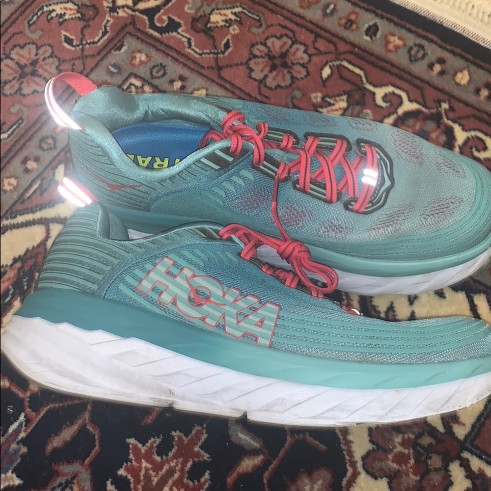 Hooks Neutral Running Shoes